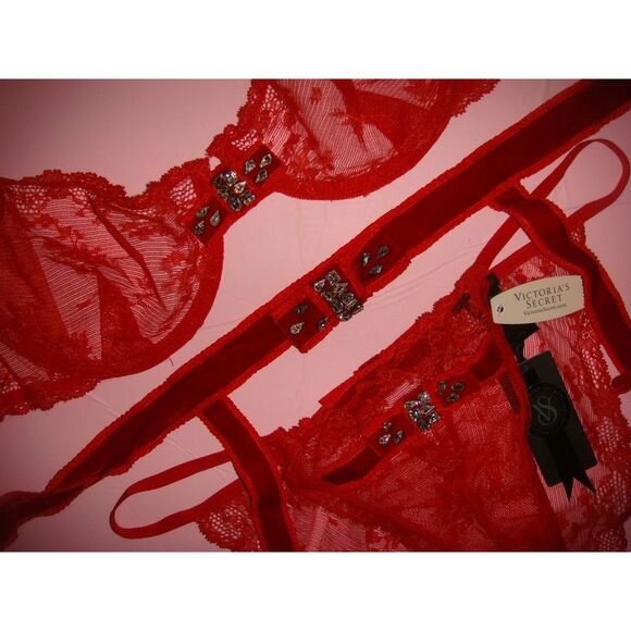 Victoria's Secret DESIGNER COLLECTION 32C,36C BRA SET+garter RED velvet Swarovsk - Picture 7 of 11